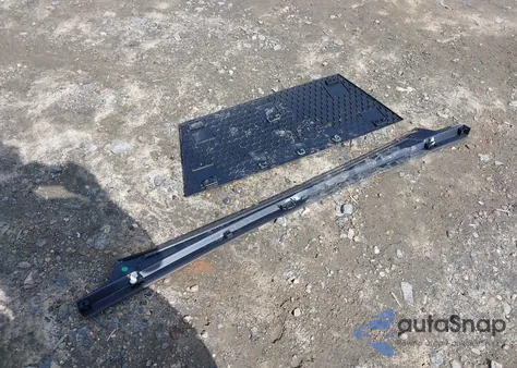 2024 Tesla Cybertruck All-Wheel Drive z USA, uszkodzony, nr VIN 7G2CEHED5RA039734